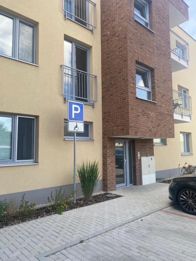 Maja Apartman Dunajská Streda Exterior foto