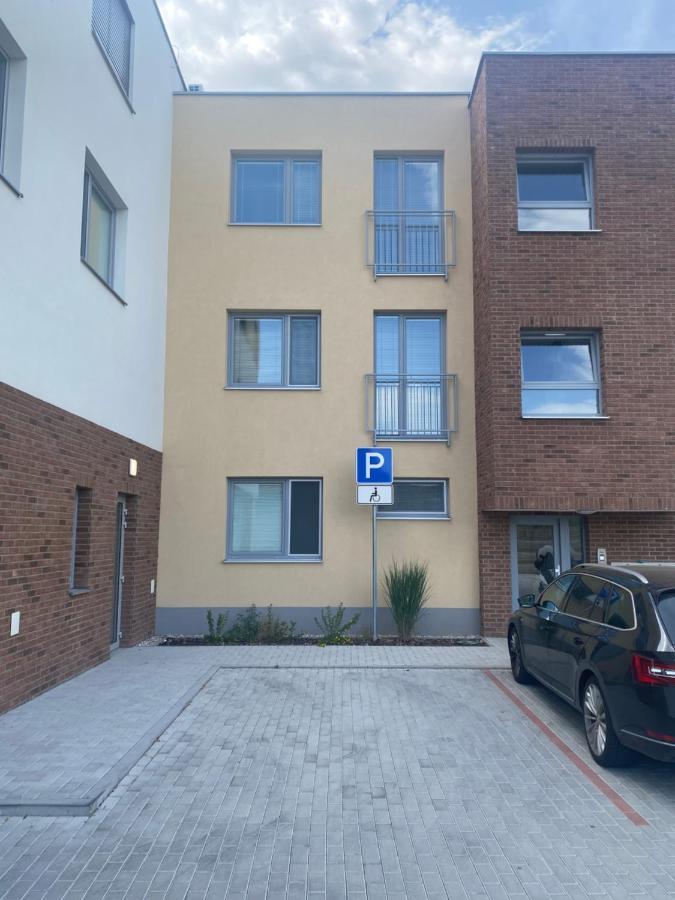Maja Apartman Dunajská Streda Exterior foto