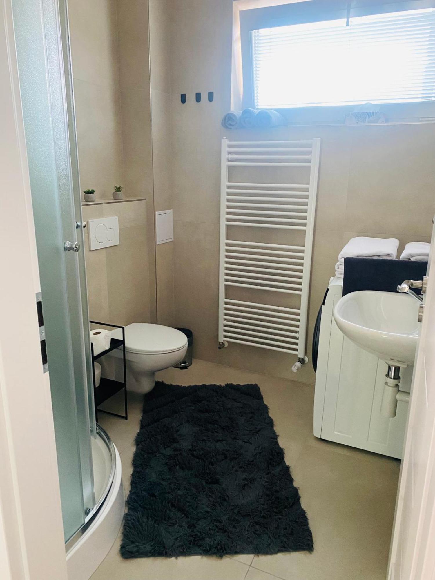 Maja Apartman Dunajská Streda Exterior foto